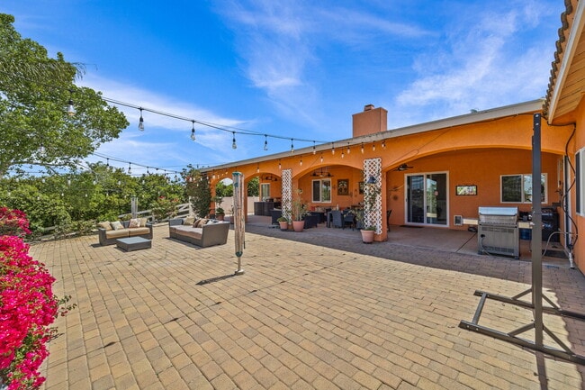 Building Photo - 15830 Rawhide Ln