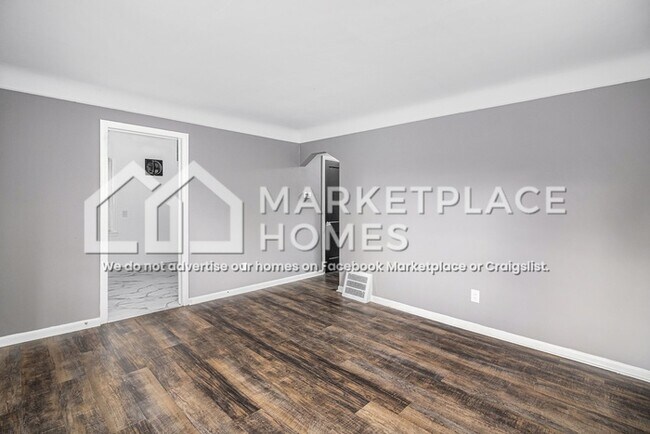 Building Photo - 16487 Edmore Dr