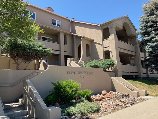 Primary Photo - Pre lease !!