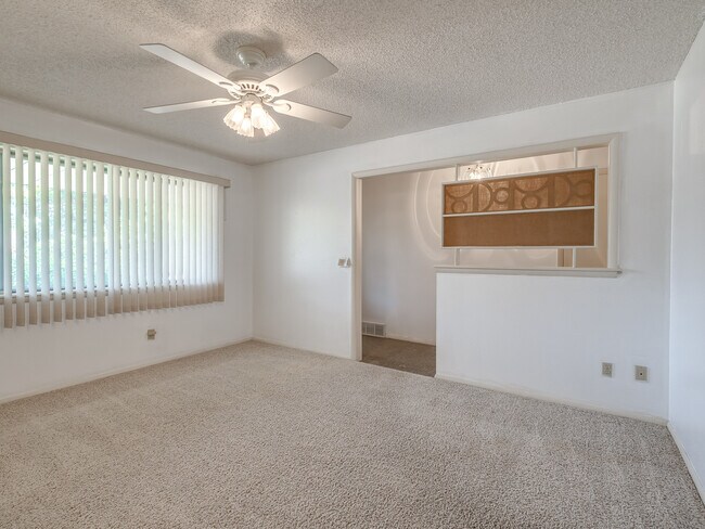 Building Photo - 6721 St Mary's Cir