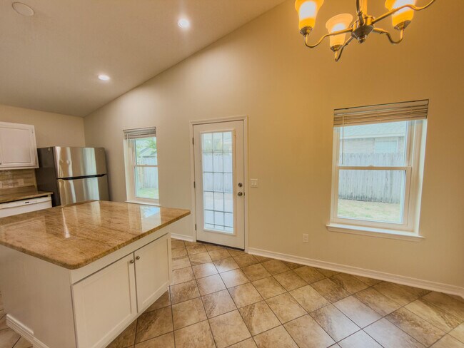 Building Photo - 1783 Ivalea Cir