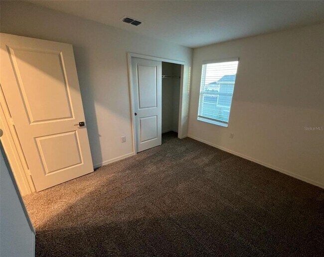 Building Photo - 680 Stoney Pointe Cir