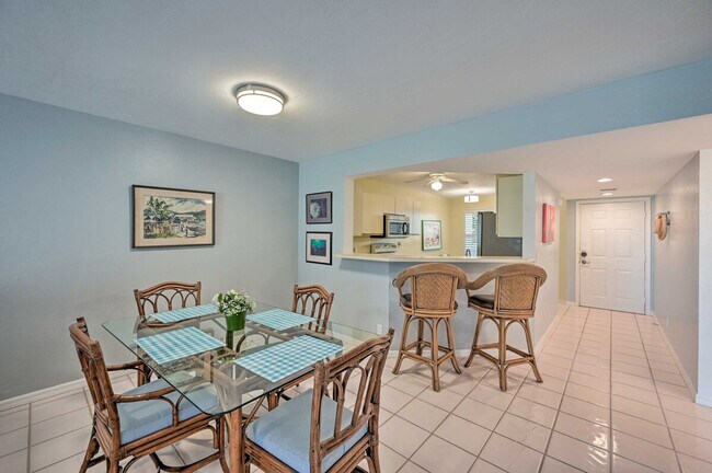 Building Photo - 320 Horse Creek Dr