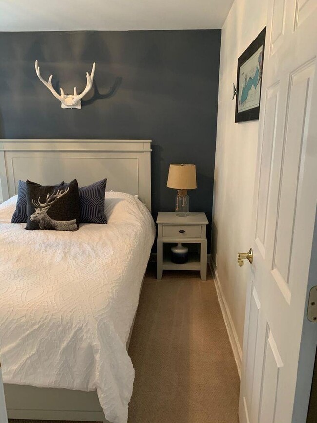 Building Photo - 3 Geneva Ln