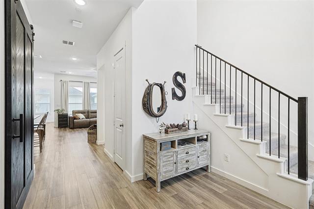 Building Photo - 1008 Redbrick Ln