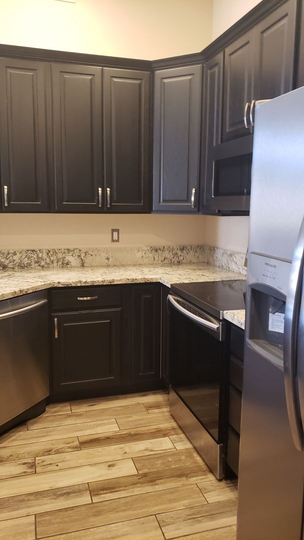 Building Photo - 1336 Vaquero Dr