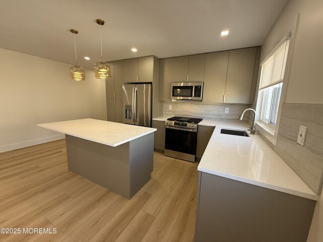 Building Photo - 1 Ocean Ave