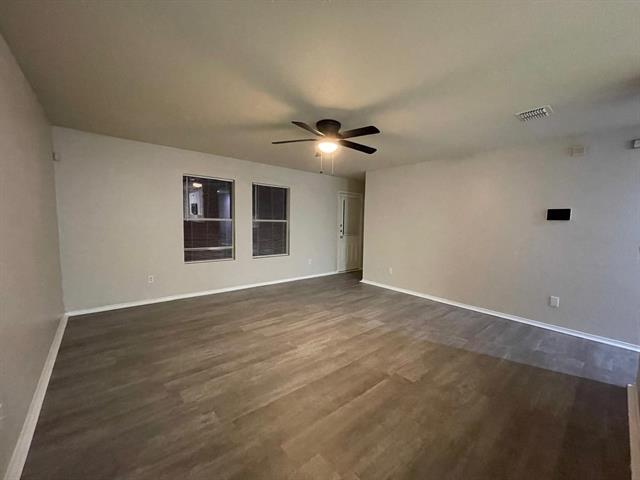 Building Photo - 1512 Queens Brook Ln