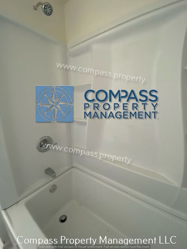 Building Photo - $ 1795 - 4 Bedroom, 1.5 Bath 3 Floor Home,...