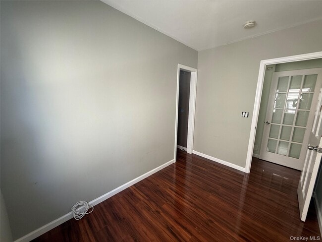 Building Photo - 105 Pilgrim Pl