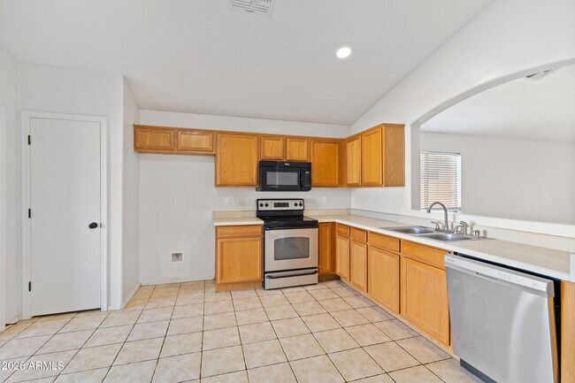 Building Photo - 10054 E Crescent Ave