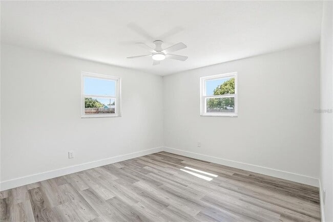 Building Photo - 1004 Idlebriar Way