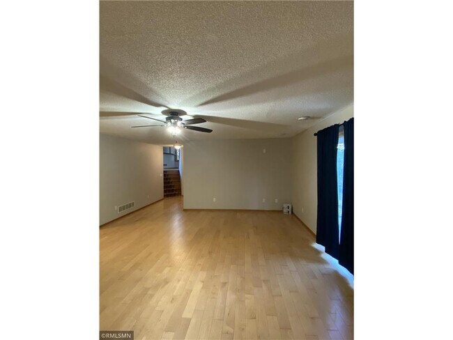 Building Photo - 3572 Bailey Ridge Alcove