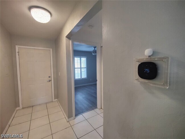 Building Photo - 2668 Kings Lake Blvd