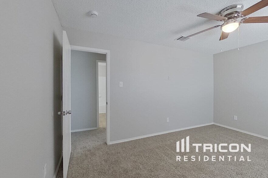 Building Photo - 6209 Winnebago Ct