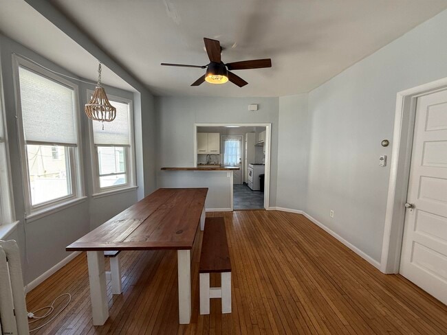 Building Photo - 3 N Wissahickon Ave