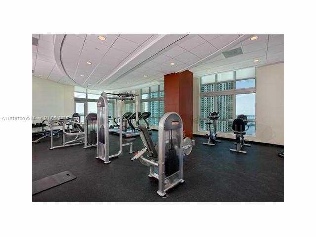Building Photo - 300 S Biscayne Blvd