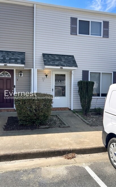 Building Photo - 161 Jenness Ln