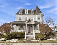 Building Photo - 3284 Walden Ave