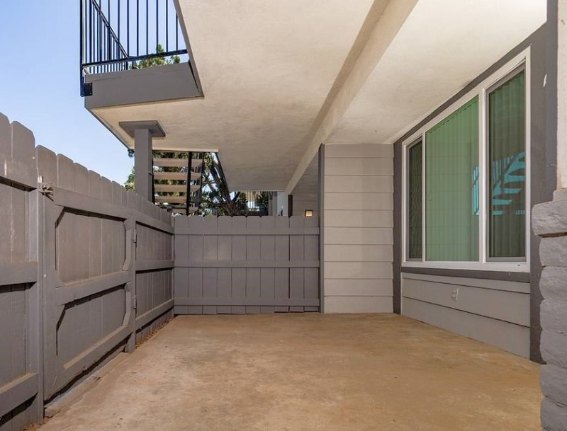 Building Photo - 1050 Meadow Lake Dr