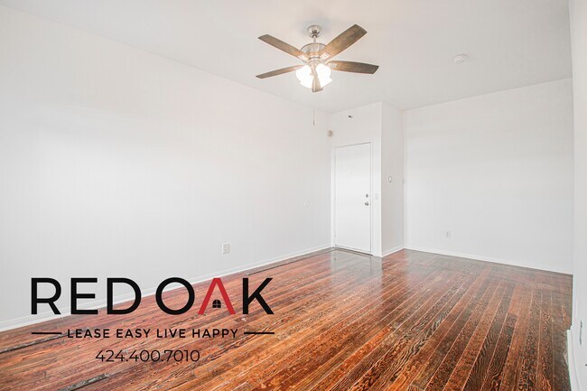 Building Photo - 915 S Carondelet St