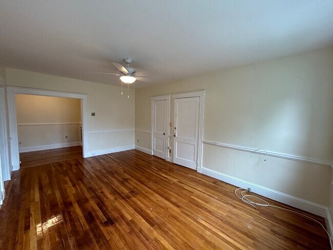 Building Photo - 31 Dennison Ave