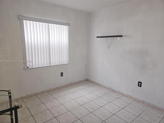 Building Photo - 6425 W 27th Ct