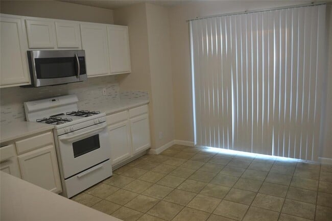 Building Photo - 1717 Jerusalem Dr