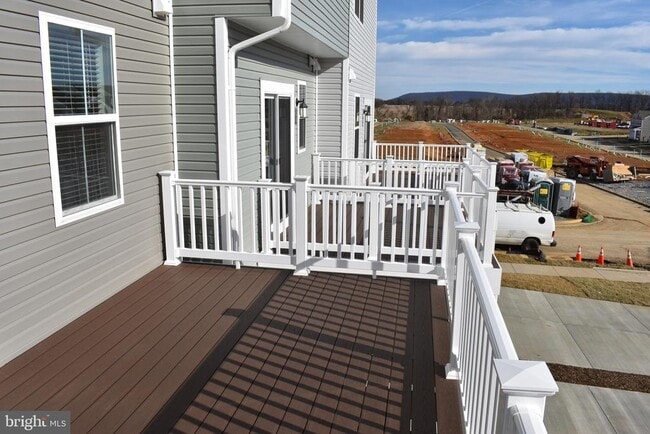 Building Photo - 216 Swan Fld Ave