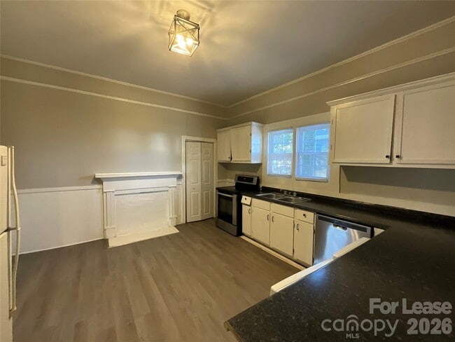 Building Photo - 1201 Pamlico St