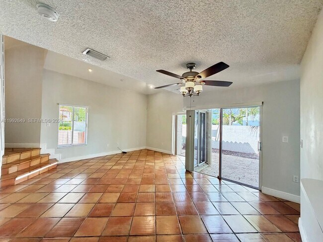 Building Photo - 7522 SW 109th Pl