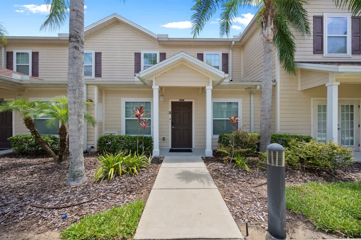 Building Photo - 3210 Gold Ln