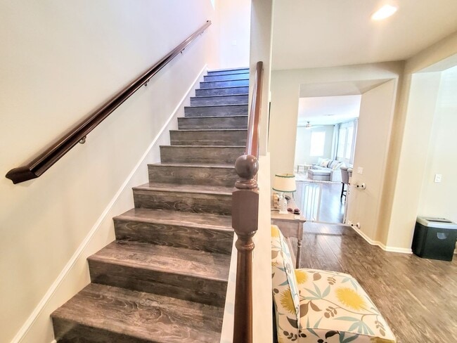 Building Photo - Gorgeous Home- Lots of Upgrades