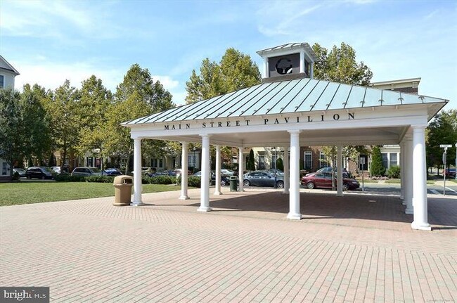 Building Photo - 52 Golden Ash Way