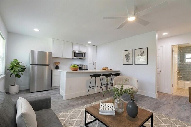 Building Photo - 3017 49th St S