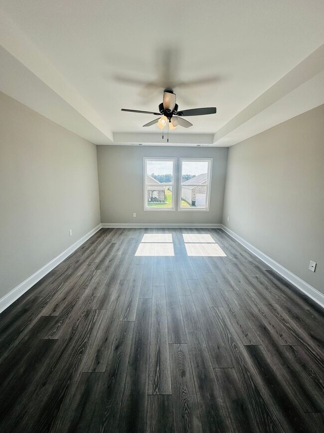 Building Photo - 226 Beau Claire Cir