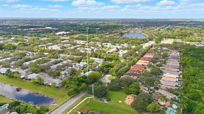 Building Photo - 12153 SW 49th Ct