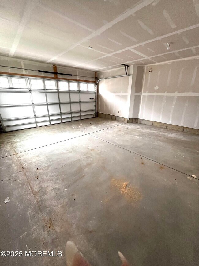 Building Photo - 20 Rothbury Ct