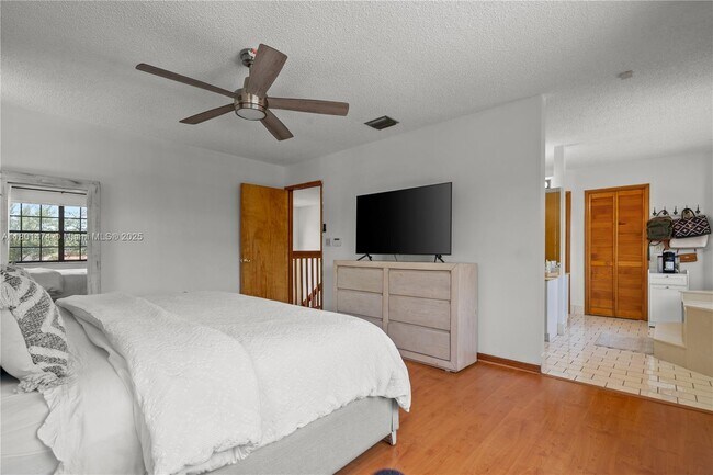 Building Photo - 4671 SW 155th Pl