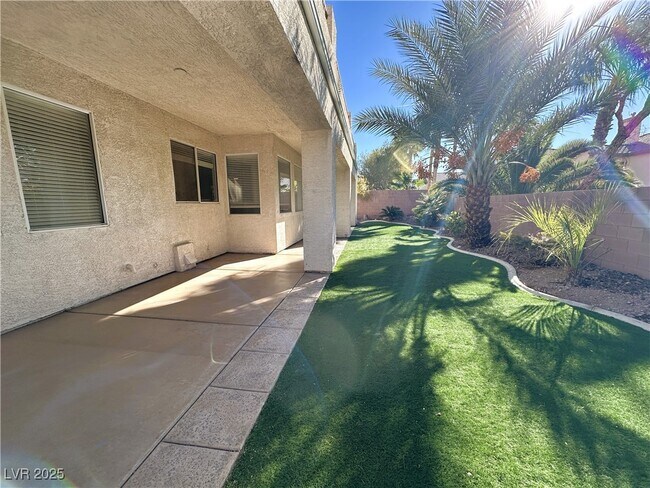 Building Photo - 767 Tossa De Mar Ave