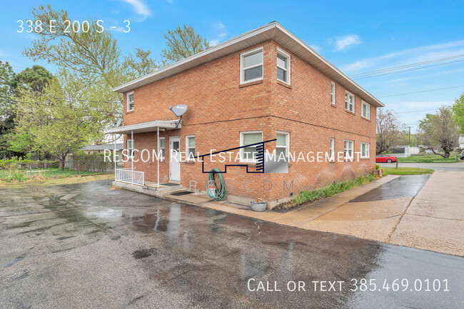 Building Photo - Updated Nice Size Clearfield 1 Bedroom Apa...