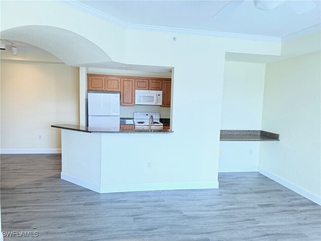 Building Photo - 12936 Violino Ln