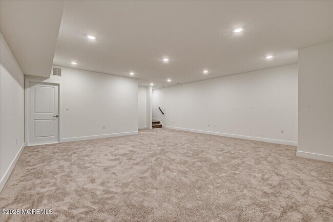 Building Photo - 2206 Pilot St