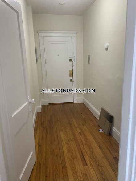 Building Photo - 25 Walbridge St