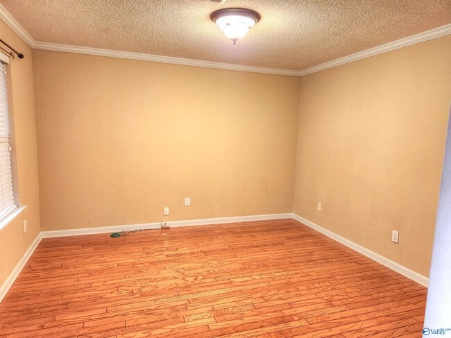 Building Photo - 227 Park Stone Dr