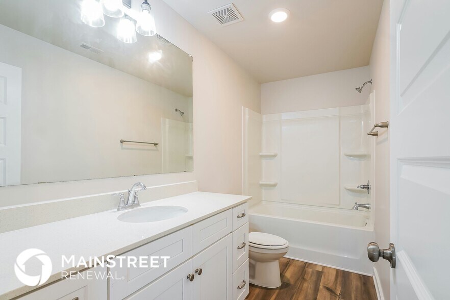 Building Photo - 295 Ridgeview Cir