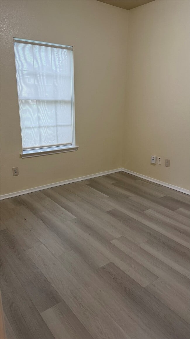 Building Photo - 1703 Nichole Woods Dr