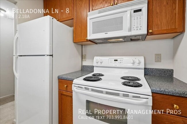 Building Photo - 4 Belladonna Ln