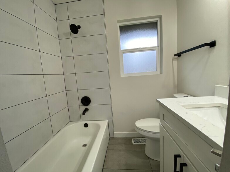 Building Photo - 10448 2nd Ave SW