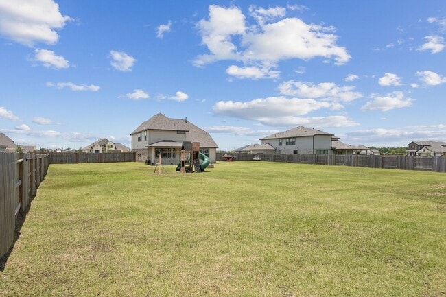 Building Photo - 200 Vly Rnch Trl